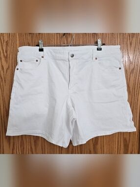 American Eagle White High-Rise Denim Shorts